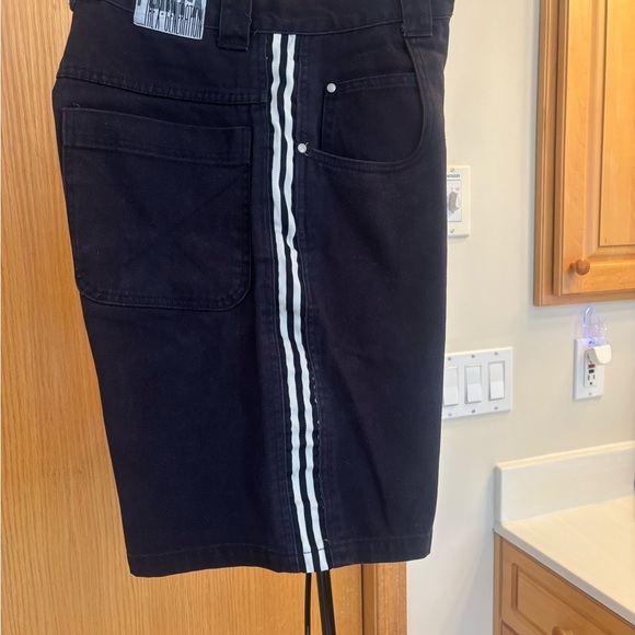 Men's Black Athletic Shorts - Size 30 - Picture 6 of 6